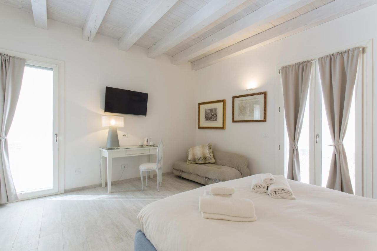 Ortygia Con Terrazza Sul Mare E Jacuzzi Guest house *
